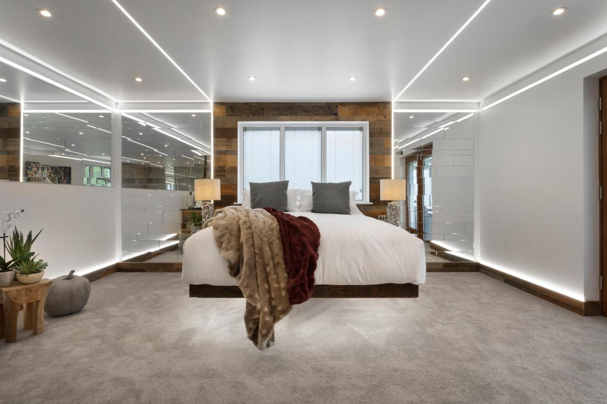 באונס-און-ווינדרמיר Aphrodites Group - Luxury Hot Tub Suites In Central Lake District! מראה חיצוני תמונה